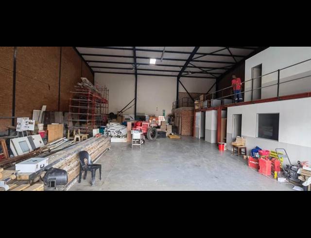 INDUSTRIAL PROPERTY TO RENT IN SILVERTONDALE